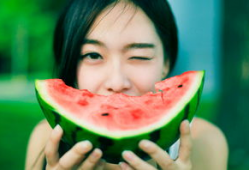 吃瓜网每日必吃,揭秘娱乐圈最新热点，带你畅游八卦海洋